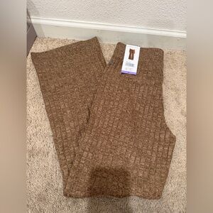 “New” Andrew Marc Brown Pants sizeXS